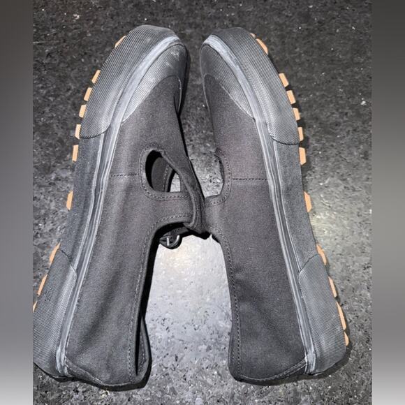 NEW VANS STYLE 93 SOLID Black Mary Jane Sneakers with Silver Heart Buckle SZ 5 - Picture 5 of 11